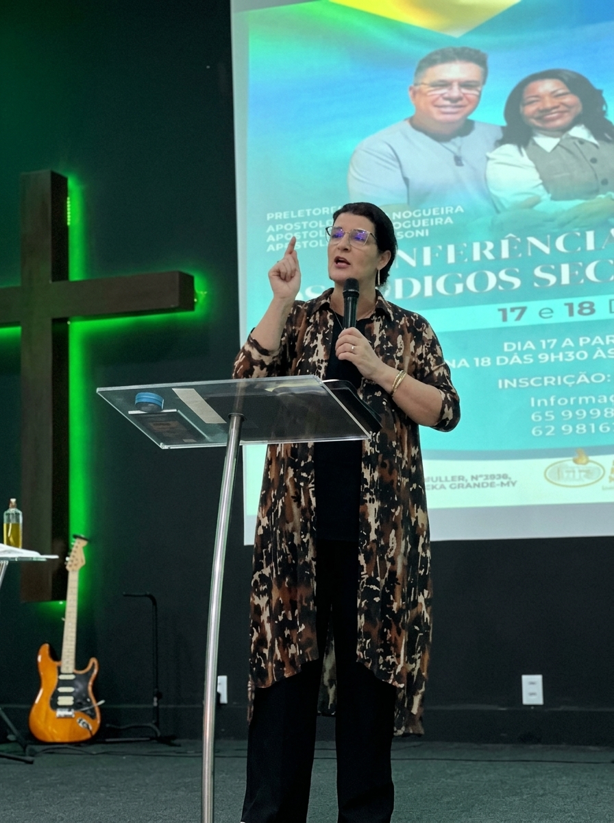 Paula Pisoni ministrando